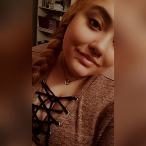 Meet your Posher, Skyee